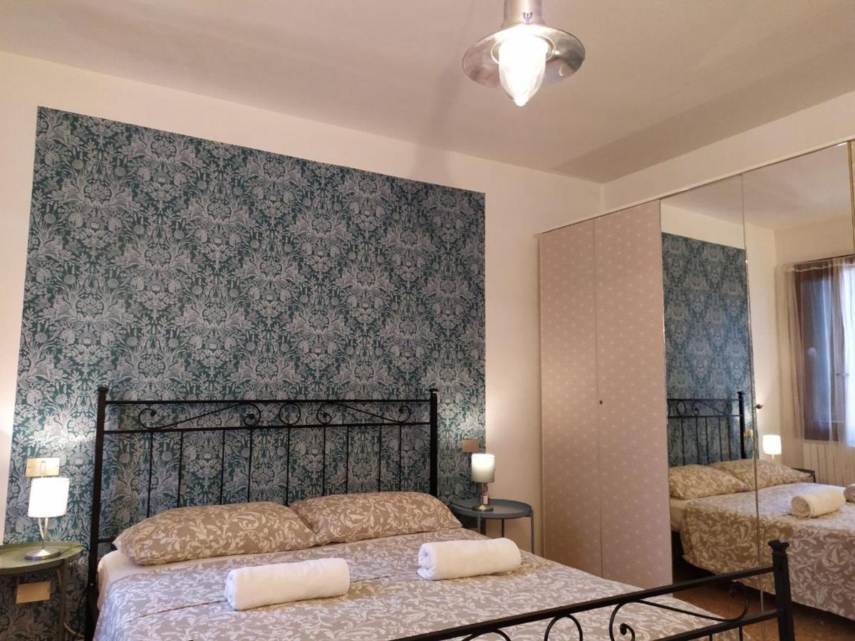 Hotel Two Steps From Rialto Venezia Esterno foto