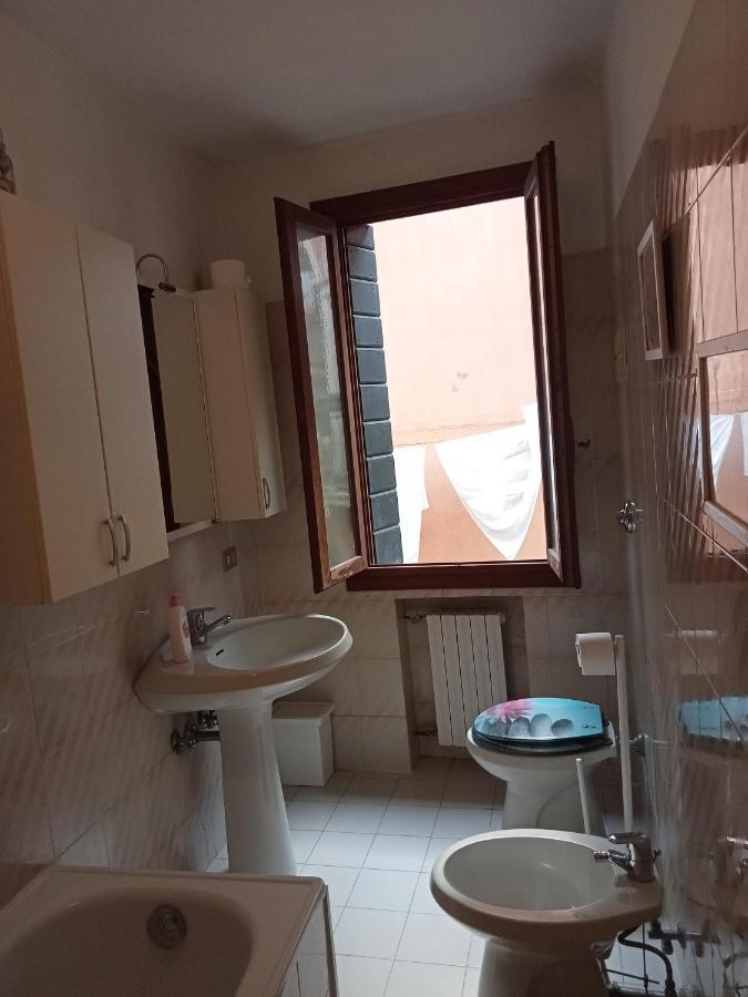 Hotel Two Steps From Rialto Venezia Esterno foto