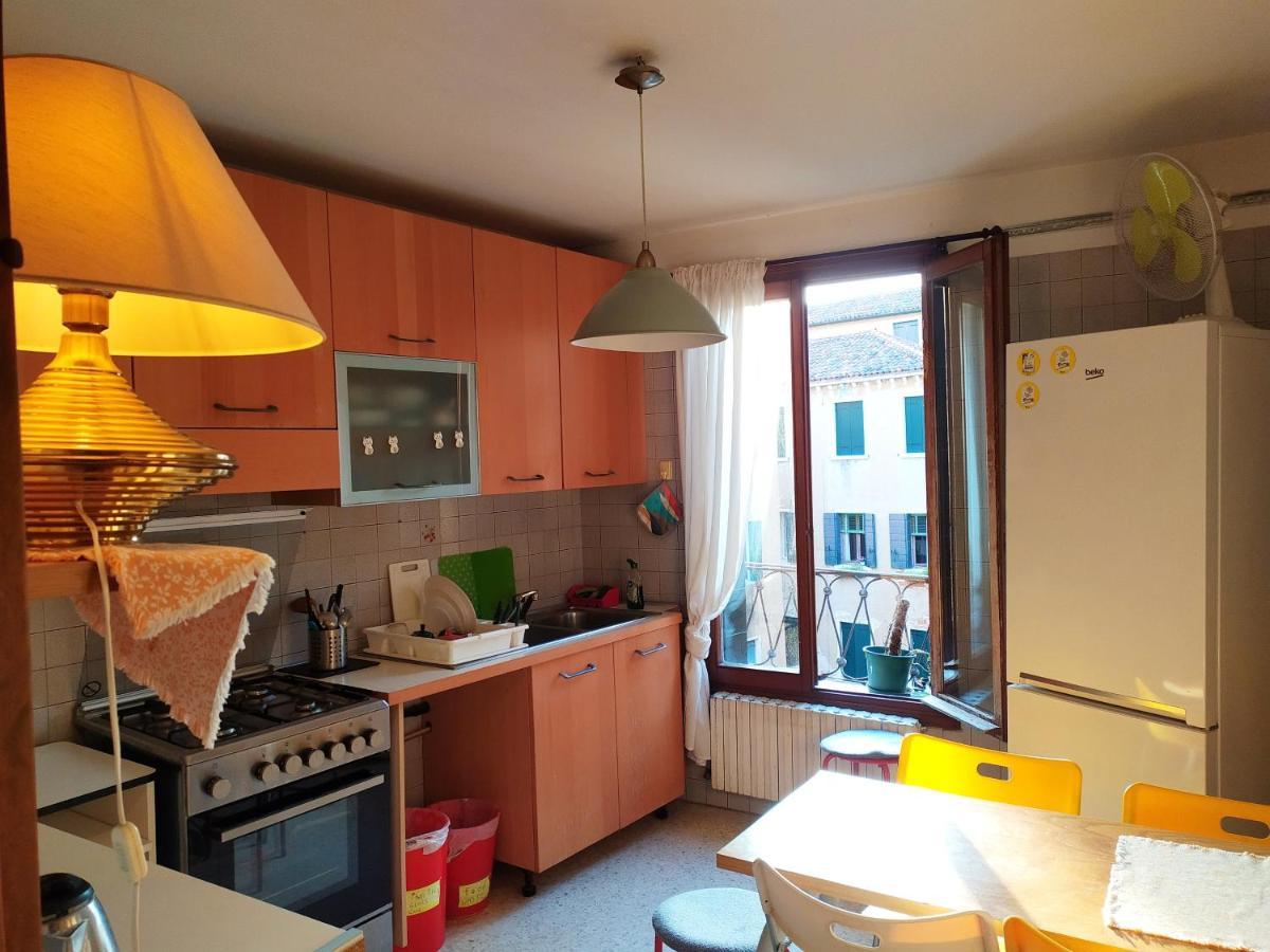 Hotel Two Steps From Rialto Venezia Esterno foto