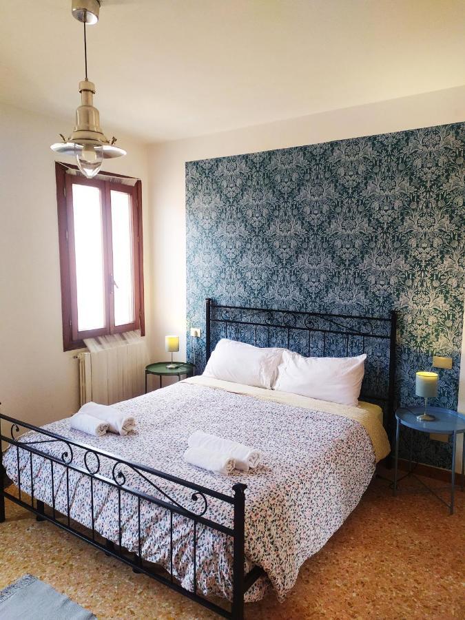 Hotel Two Steps From Rialto Venezia Esterno foto