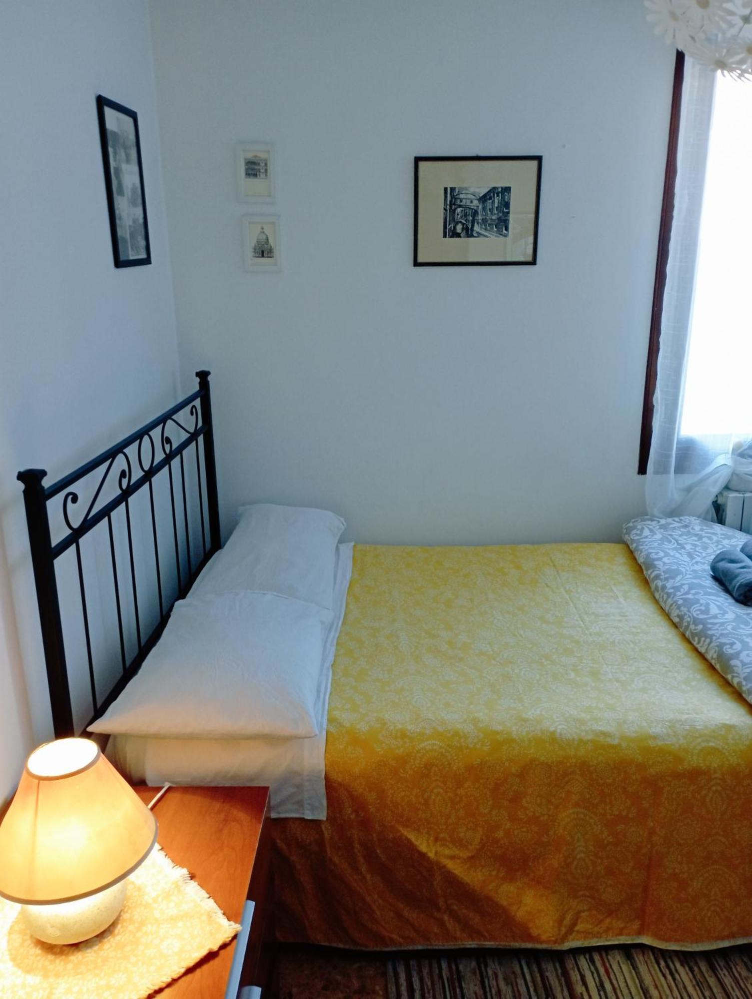 Hotel Two Steps From Rialto Venezia Esterno foto