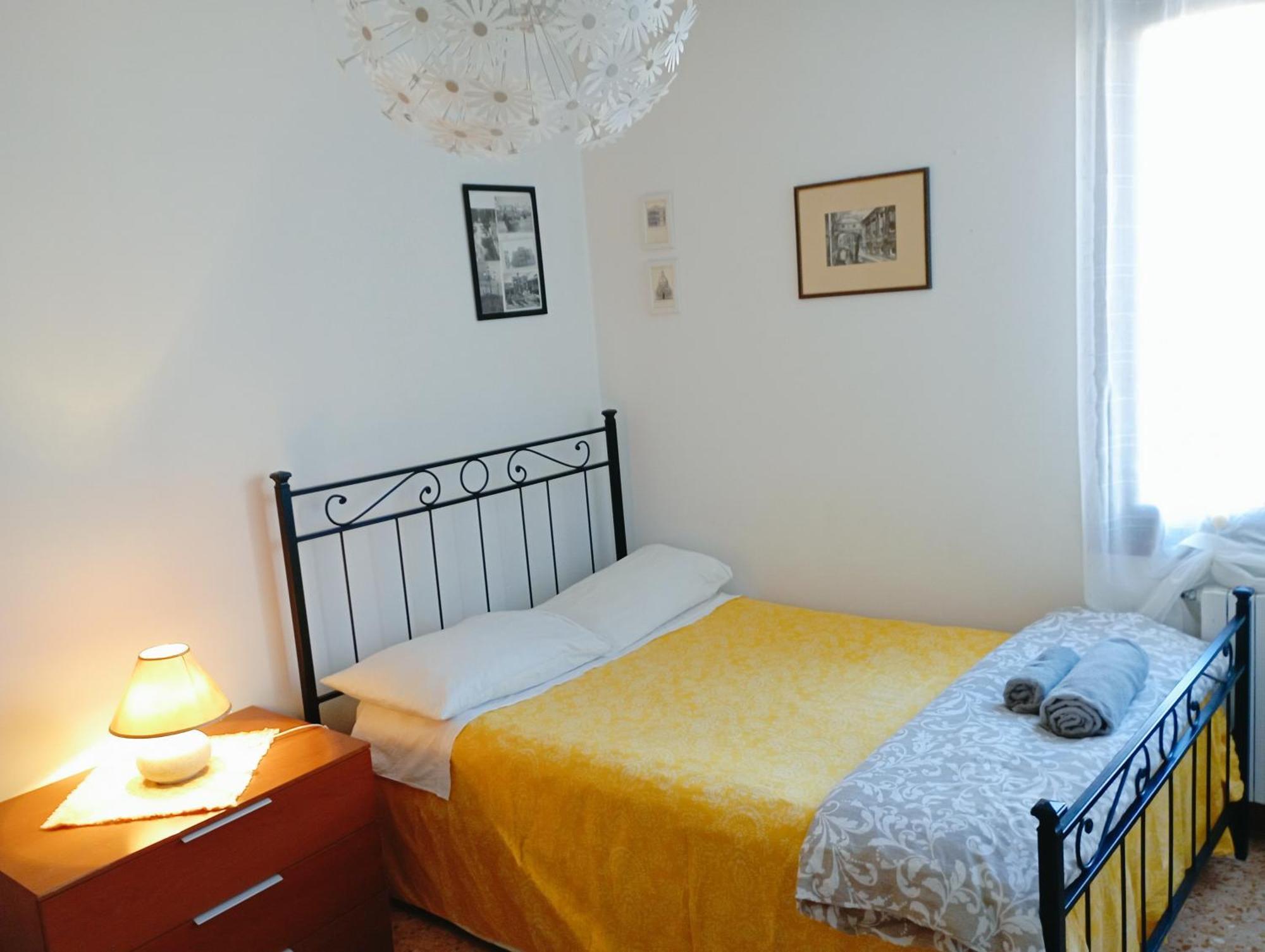 Hotel Two Steps From Rialto Venezia Esterno foto